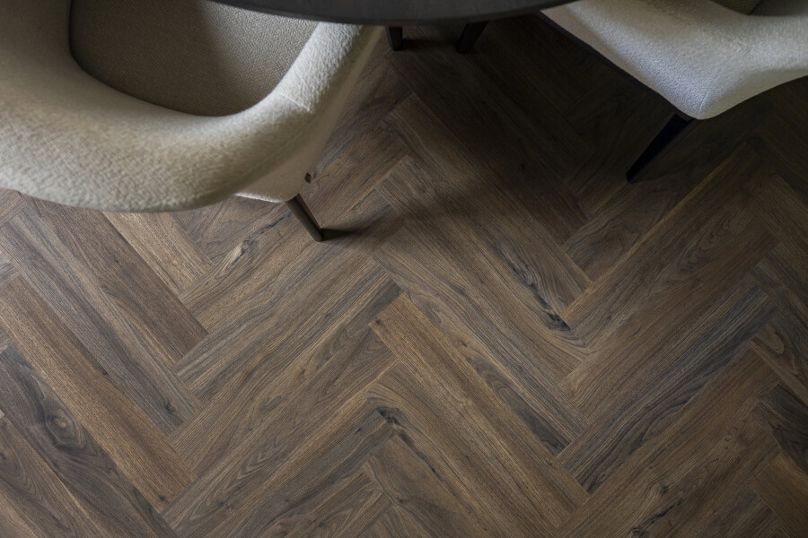 HTG_63f3289_Brandshoot_Bavel_Walnut_HR_25